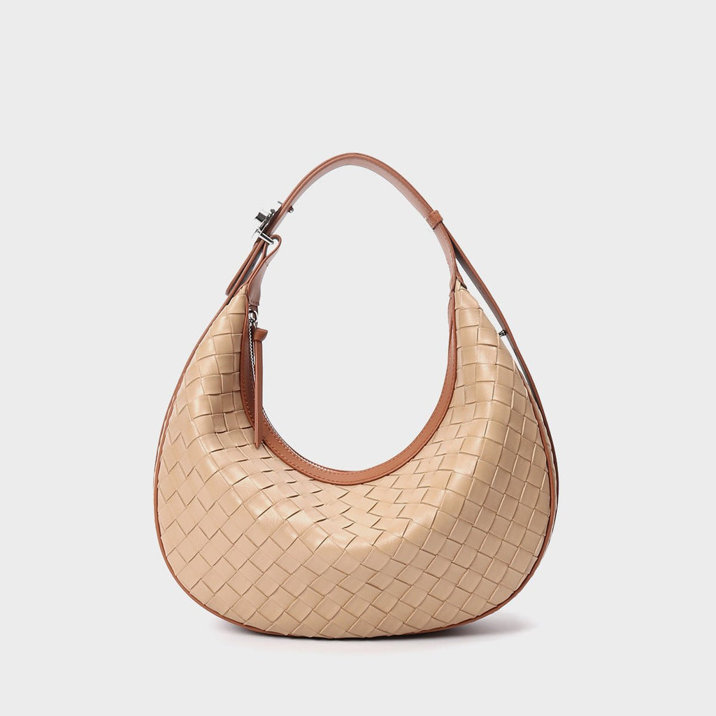 Design Niche Genuine Leather Woven Women’s Bag – Handcrafted Elegance
