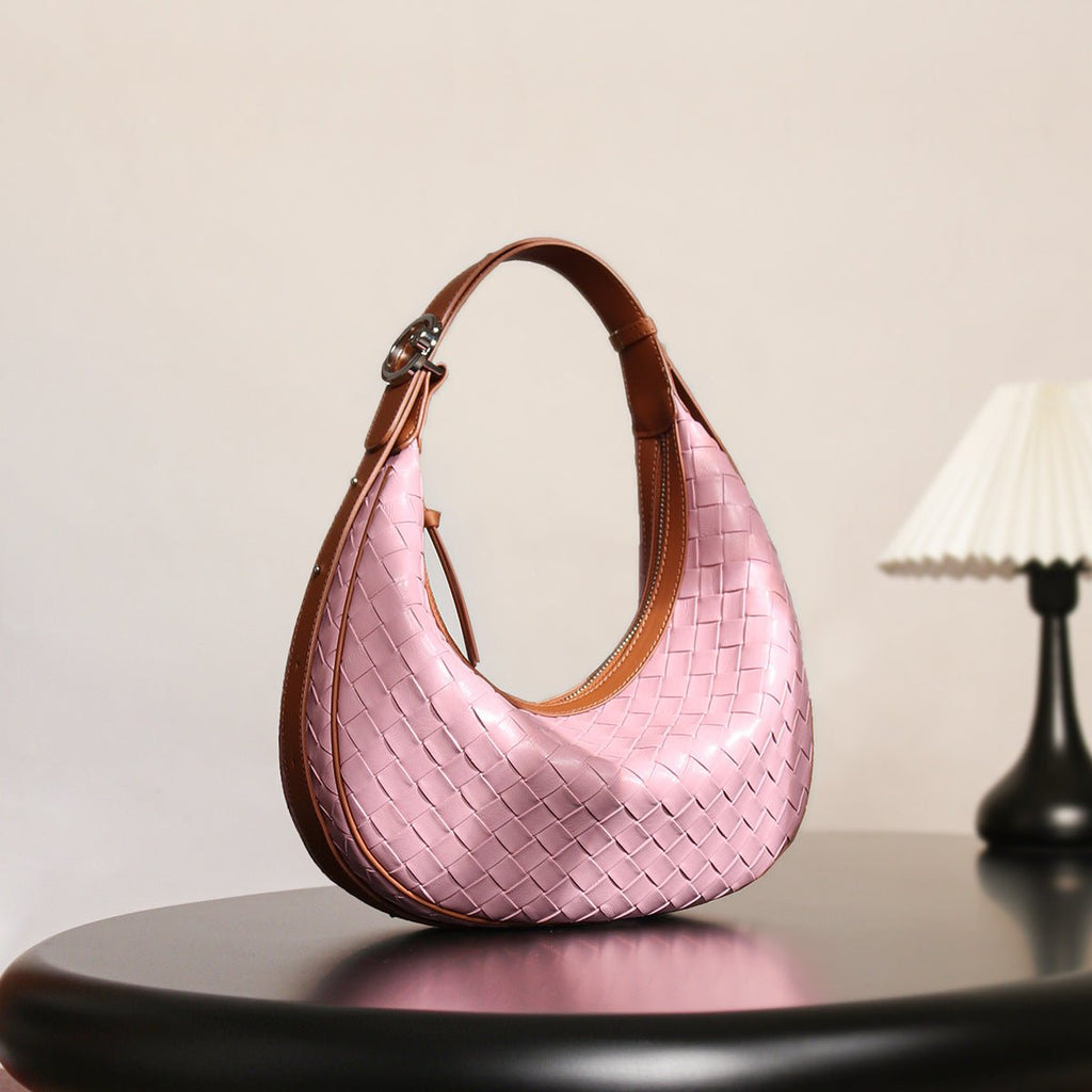 Design Niche Genuine Leather Woven Women’s Bag – Handcrafted Elegance