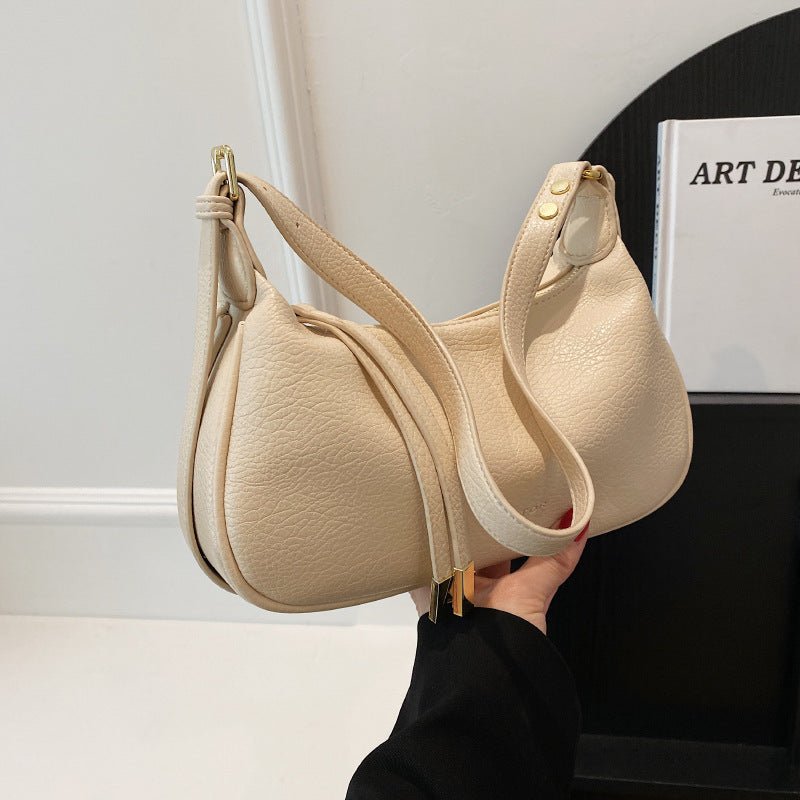 Portable Dumpling-Shaped Shoulder Messenger Bag – Street-Trend Fashion